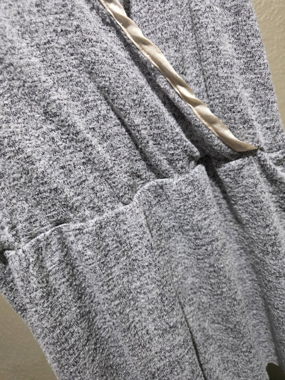 Out From Under Gray Shorts Romper Women's Size Small Sleeveless Loungewear - Picture 2 of 8